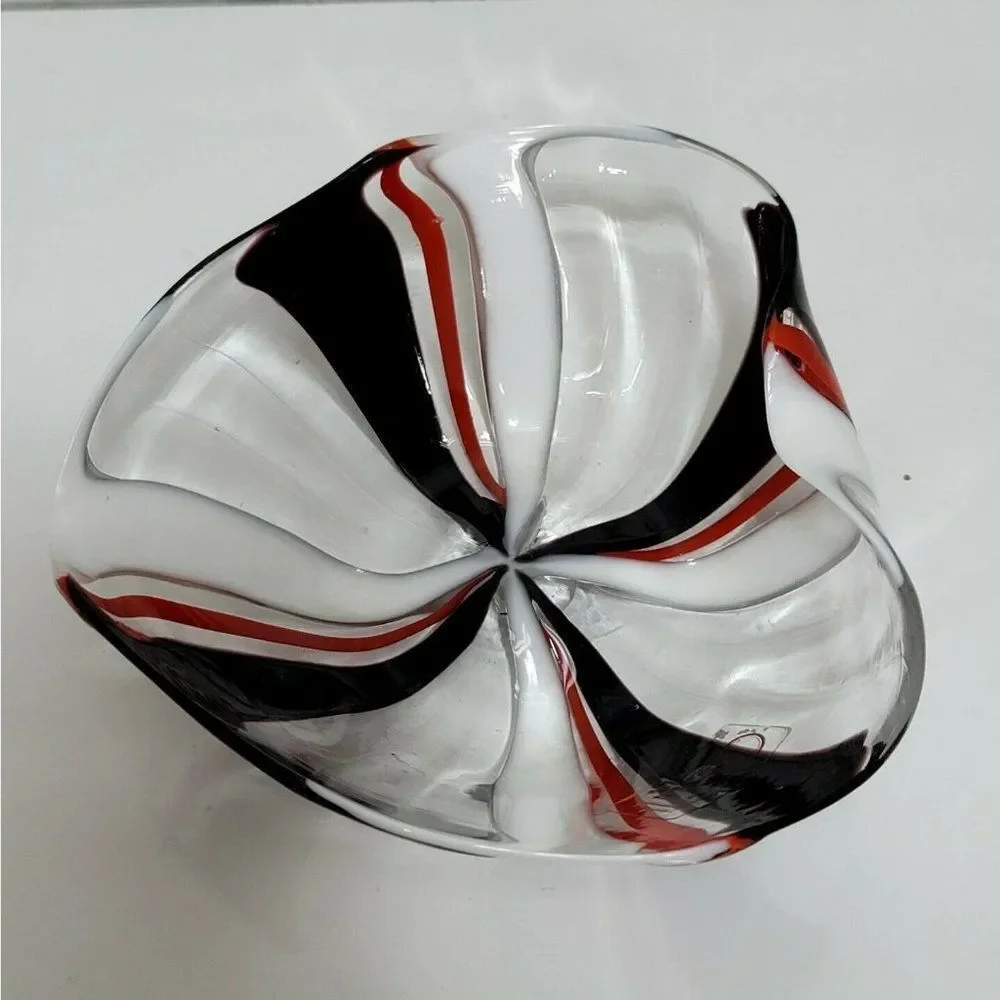 Oggetti Italy Art Glass Bowl‎ Red Black White Swirl Design Centerpiece Decor